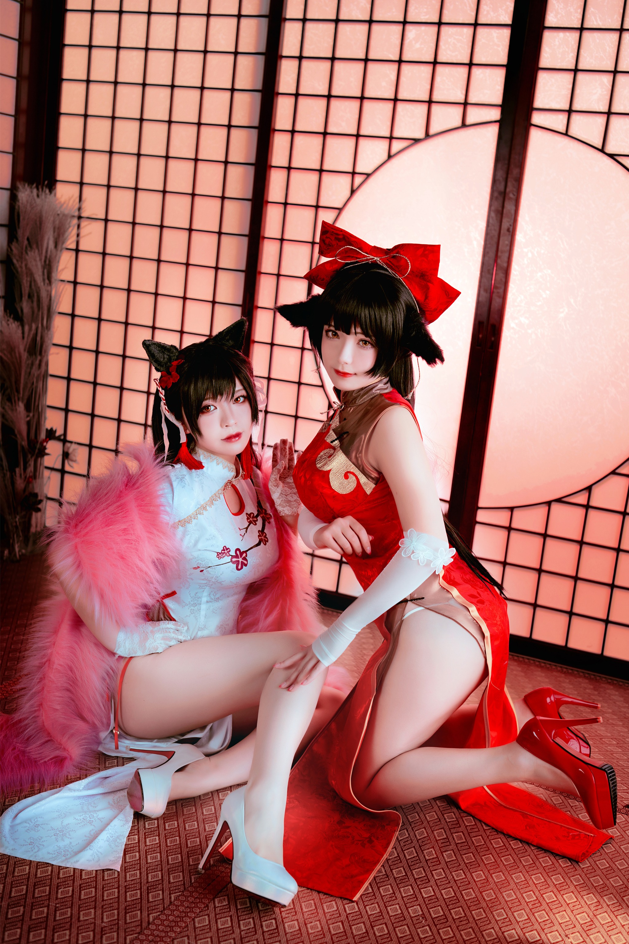 半半子 - NO.009 婉Yue 碧蓝航线 愛宕x高雄 [35P1V]-XikXak